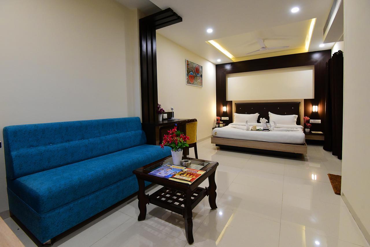 Hotel Dayal Shree Paradise Бхопал Екстер'єр фото