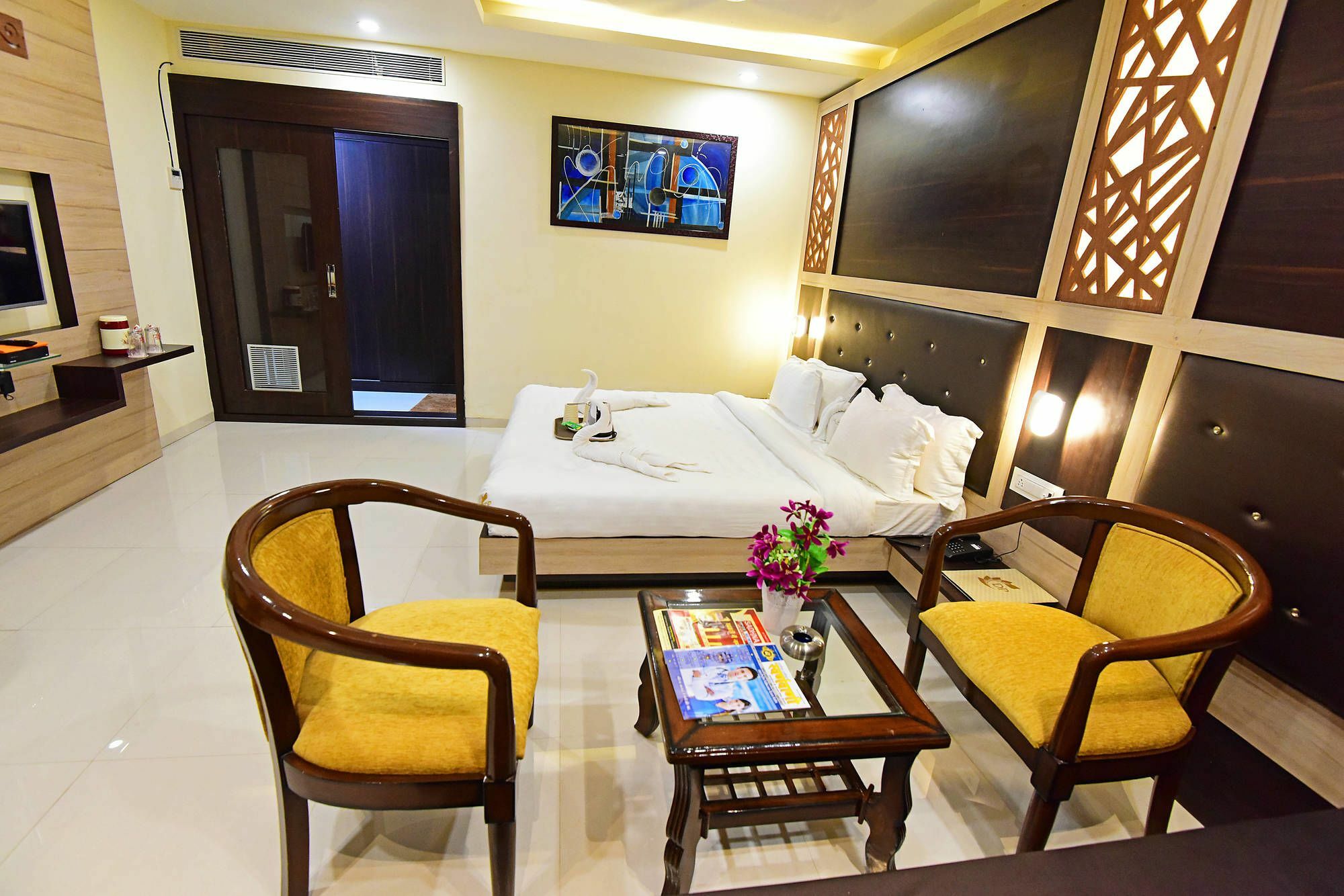 Hotel Dayal Shree Paradise Бхопал Екстер'єр фото